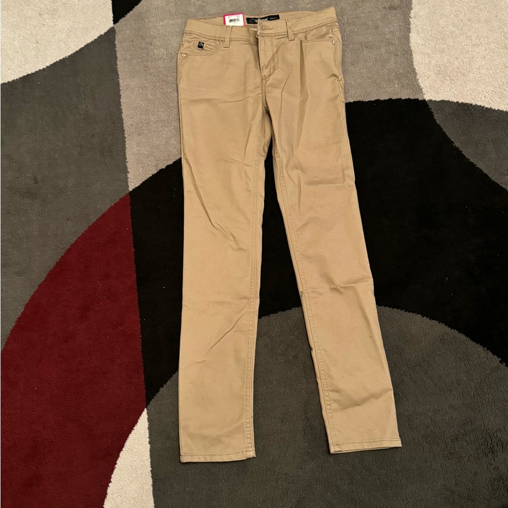 New Jordache Tan Chinos Classic Cotton Twill
